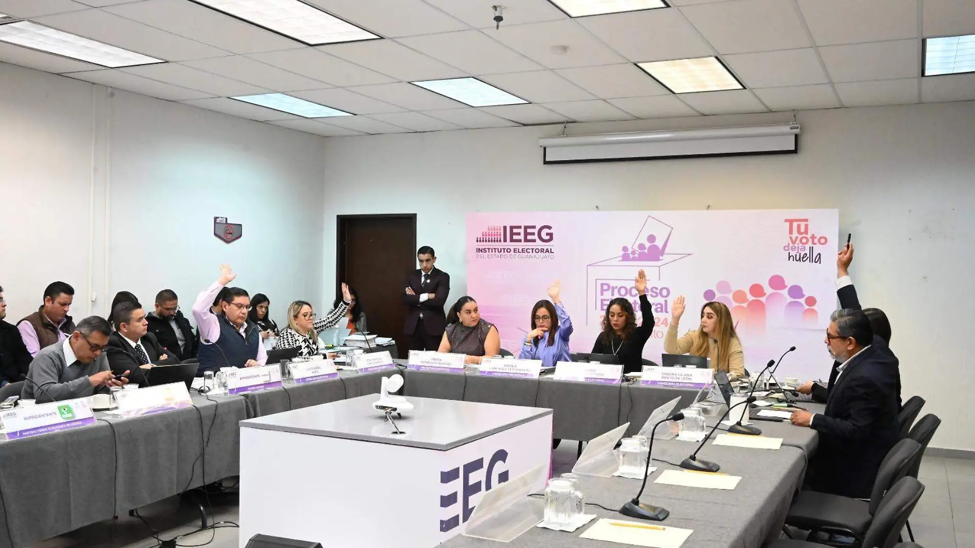 GUANAJUATO – POR PETICIÓN DE LOS PARTIDOS POLÍTICOS SE REVOCA ACUERDO DEL IEEG